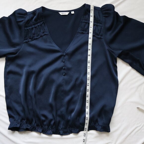 Navy Blue Blouse- Size S- Reitmans - Picture 6 of 10
